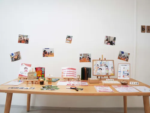Hands-on materials from our Experience Stations programmes